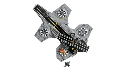 S.H.I.E.L.D. Helicarrier – A Helicarrier felülről