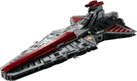 Venator-osztályú köztársasági támadó cirkáló – A Venator ferde nézetből, piros díszítéssel